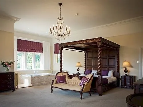 Manor By The Lake Cheltenham United Kingdom